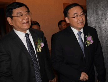 國家質(zhì)檢總局副局長劉平均，河南省副省長徐濟超進入會場